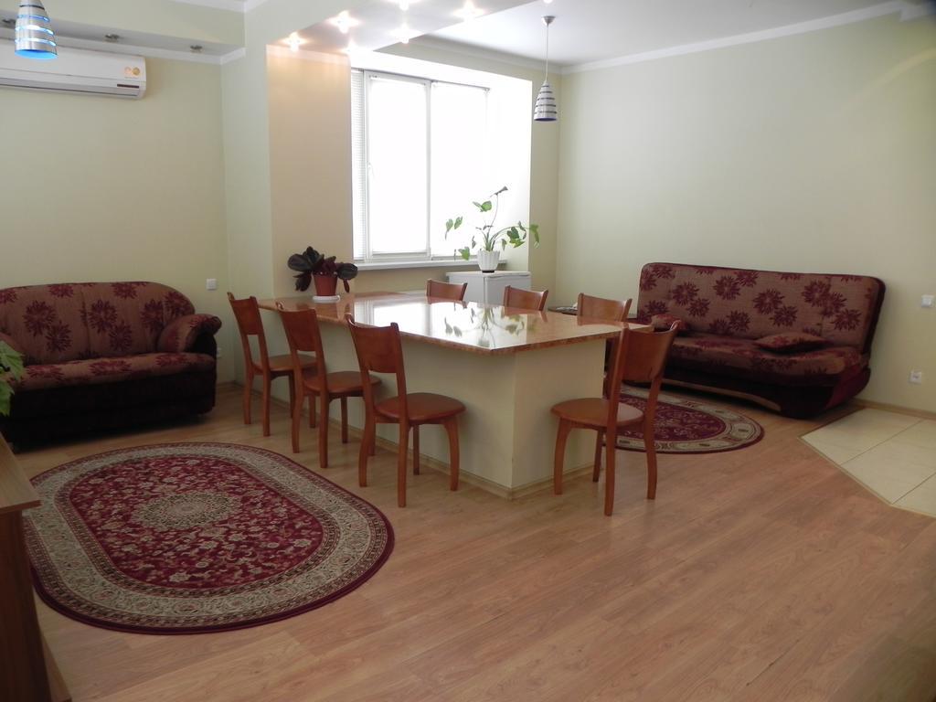 Blaz Hotel Odessa Buitenkant foto