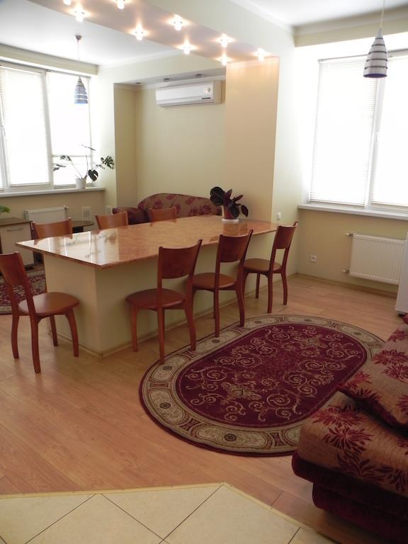 Blaz Hotel Odessa Buitenkant foto