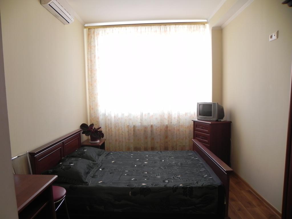 Blaz Hotel Odessa Buitenkant foto
