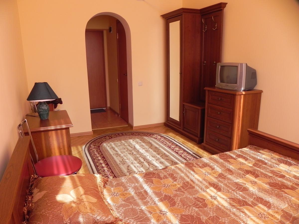 Blaz Hotel Odessa Buitenkant foto